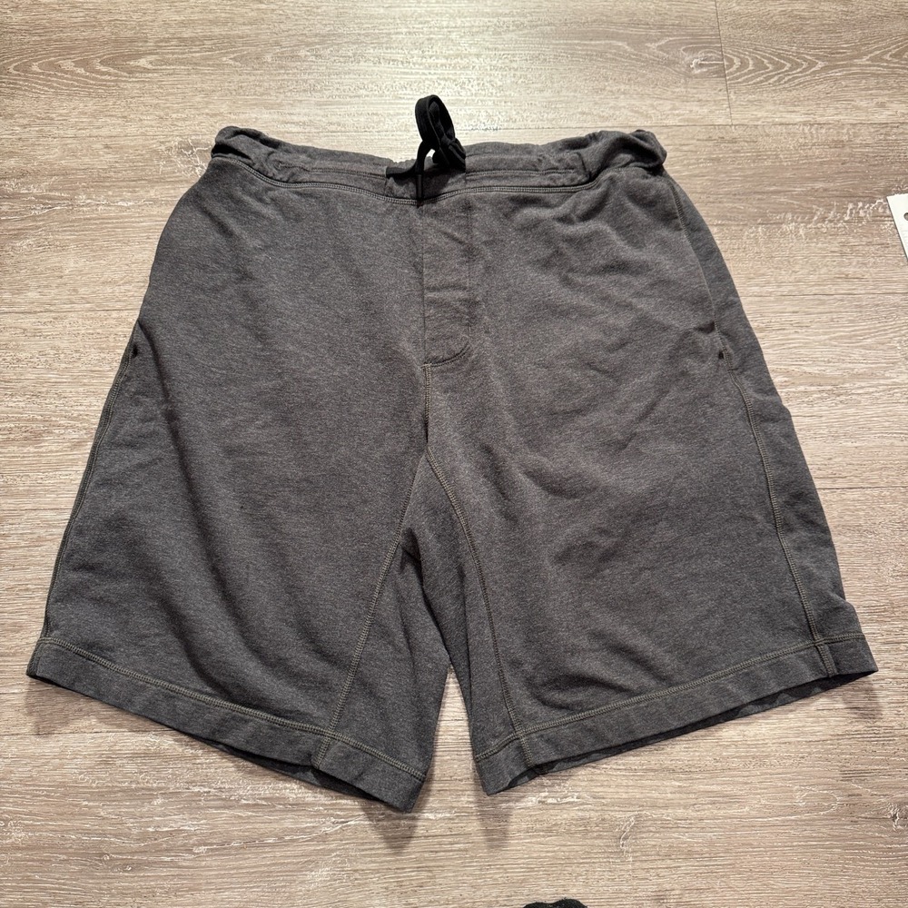Lululemon City Sweat Shorts Mens L Gray French Terry‎ Athletic Gym Casual Lounge